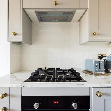 Luxurious 1-Bedroom Apartment In Kensington London Kültér fotó